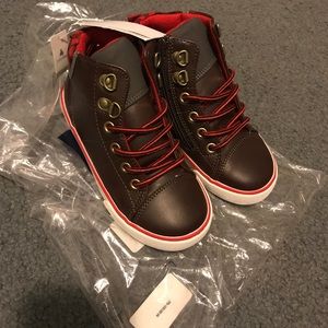 Toddler Boys GAP Boots (BRAND NEW)